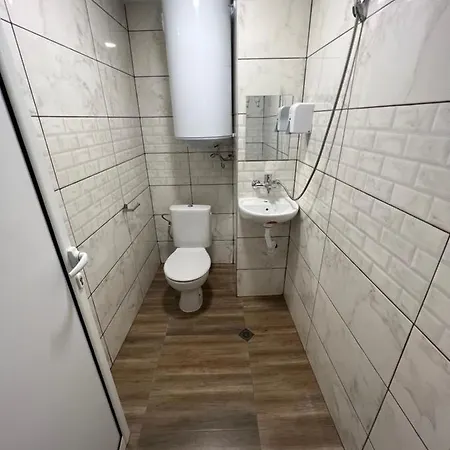 The Rainbow 6 Apartment *